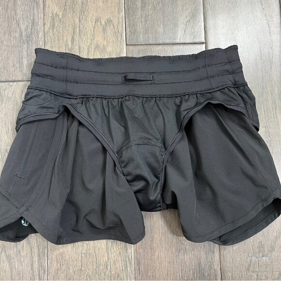 Lululemon NWT Tracker Short V 4" Black - Picture 8 of 13